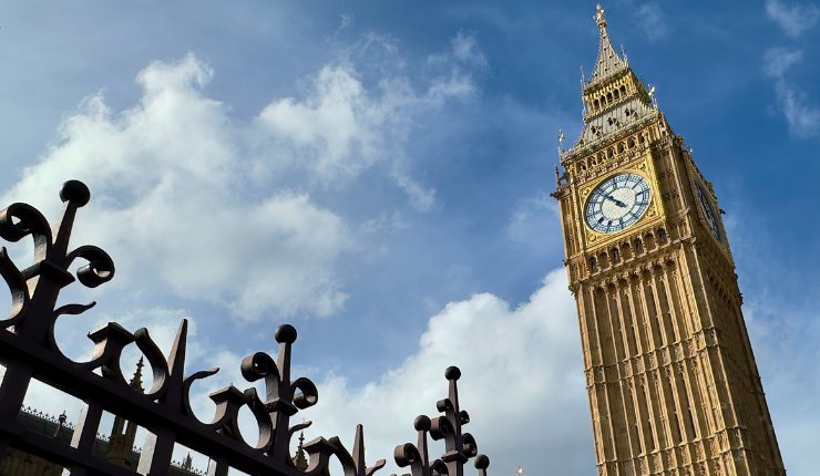 New post-market surveillance regulations laid before UK Parliament