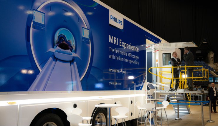 Philips mobilises sustainable BlueSeal technology with debut of UK’s first “virtually helium-free” MRI truck